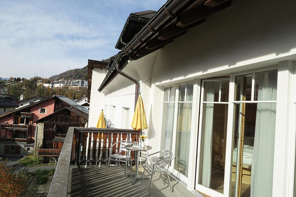 Hotel Restaurant Gabriel ชกูอล ภายนอก รูปภาพ